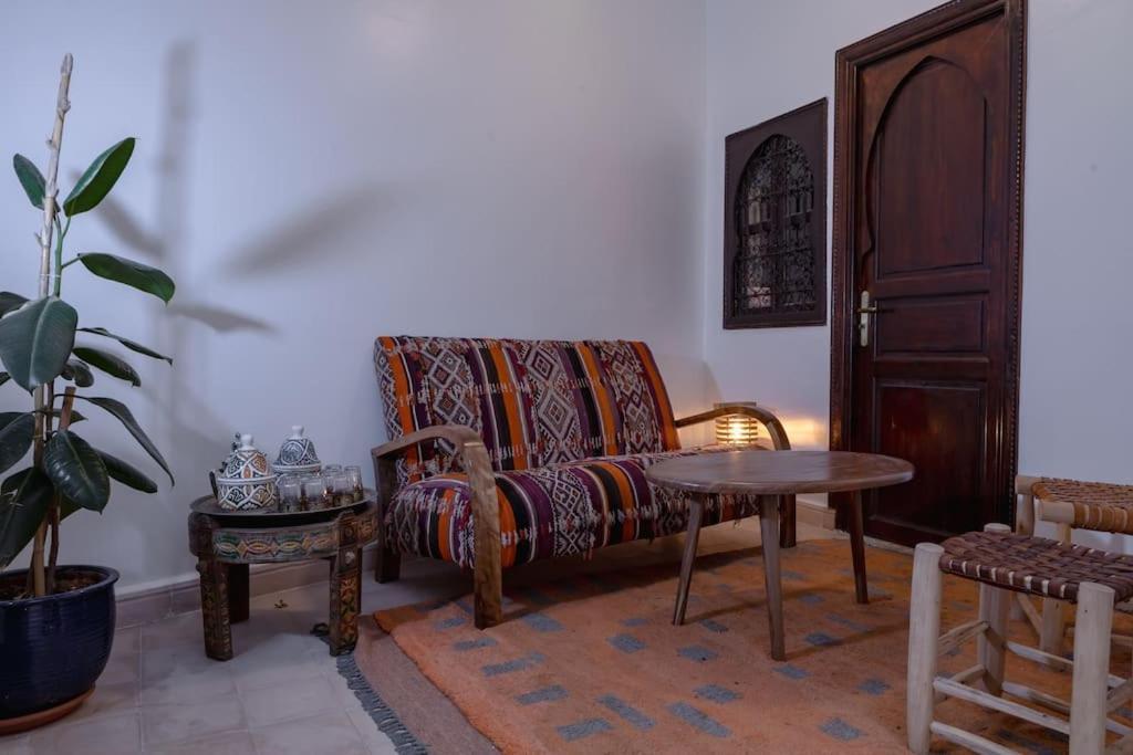 Paisible Riad Privatif Au Coeur De Marrakech Marrakesh Exterior photo